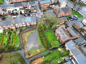 Photo 1- click for photo gallery